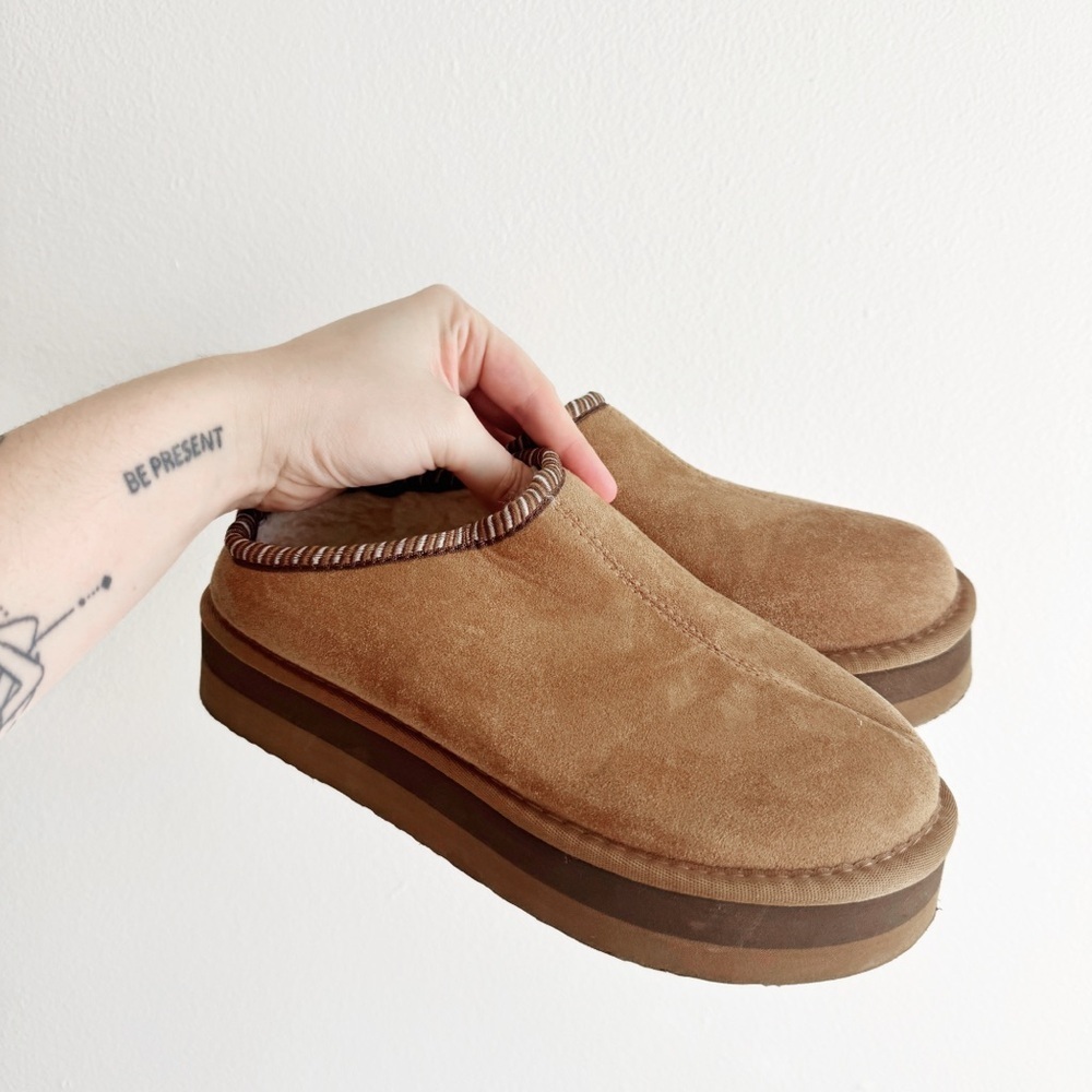 Pawz brown slip ons women’s 6